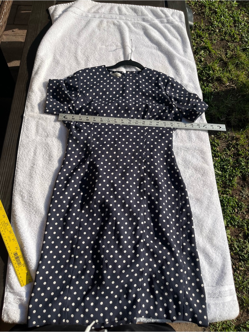 Liz Claiborne Polka Dot Short Sleeve Dress - Navy with White Dots size 4 - Picture 6 of 6